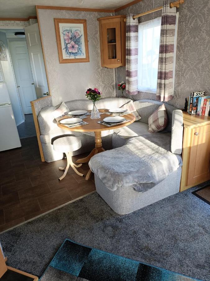 Stevies Van Tunstall  Bagian luar foto
